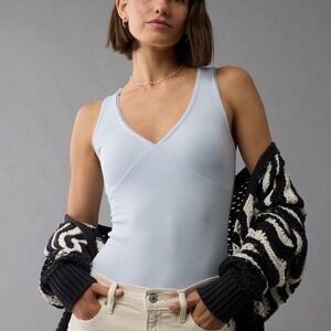 NWT American Eagle Outfitters Pale Blue V-Neck Ribbed Bodysuit, size small